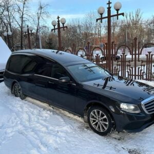 катафалк легковой